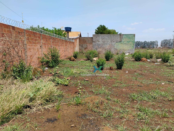 Terreno à Venda, 360 m² em Caiobá - Campo Grande