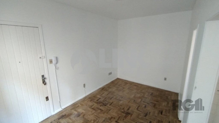 Imagem Apartamento com 1 Quarto à Venda, 27 m² em Floresta - Porto Alegre