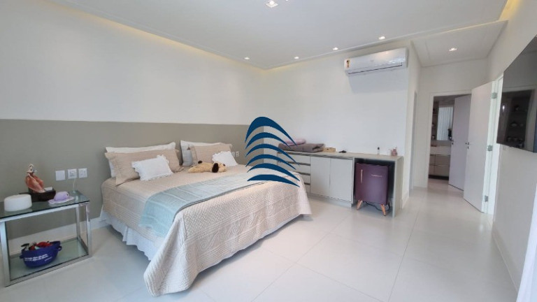 Imagem Casa com 6 Quartos à Venda, 341 m² em Guarajuba - Camaçari