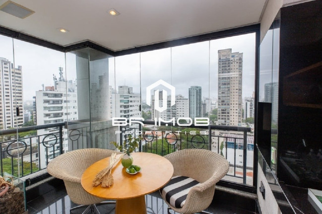 Imagem Imóvel com 4 Quartos à Venda, 300 m² em Moema - São Paulo