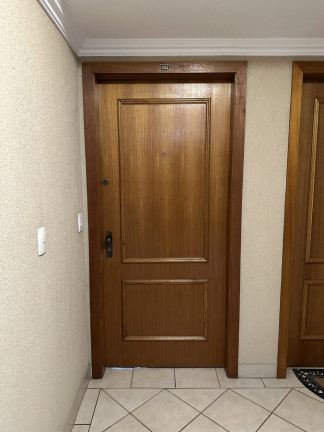 Imagem Imóvel com 3 Quartos à Venda, em Cristal - Porto Alegre Imagem Imóvel com 3 Quartos à Venda, em Cristal - Porto Alegre