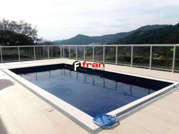 Imagem Casa com 4 Quartos à Venda, 530 m² em Córrego Grande - Florianópolis Imagem Casa com 4 Quartos à Venda, 530 m² em Córrego Grande - Florianópolis