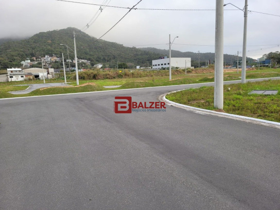 Imagem Terreno à Venda, 476 m² em Vargem Grande - Florianópolis Imagem Terreno à Venda, 476 m² em Vargem Grande - Florianópolis