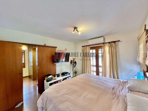 Imagem Casa de Condomínio com 3 Quartos à Venda, 320 m² em Jardim Indaiá - Embu Das Artes Imagem Casa de Condomínio com 3 Quartos à Venda, 320 m² em Jardim Indaiá - Embu Das Artes