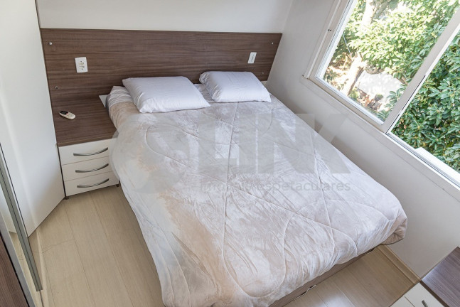 Imagem Imóvel com 2 Quartos à Venda, 111 m² em Santo Antônio - Porto Alegre Imagem Imóvel com 2 Quartos à Venda, 111 m² em Santo Antônio - Porto Alegre