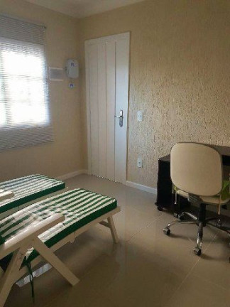Imagem Casa com 4 Quartos à Venda, 354 m² em Granja Guarani - Teresópolis Imagem Casa com 4 Quartos à Venda, 354 m² em Granja Guarani - Teresópolis