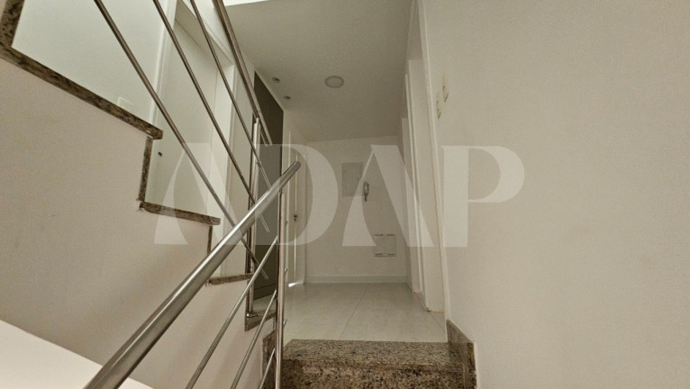 Imagem Casa com 5 Quartos à Venda, 238 m² em Vargem Pequena - Rio De Janeiro Imagem Casa com 5 Quartos à Venda, 238 m² em Vargem Pequena - Rio De Janeiro