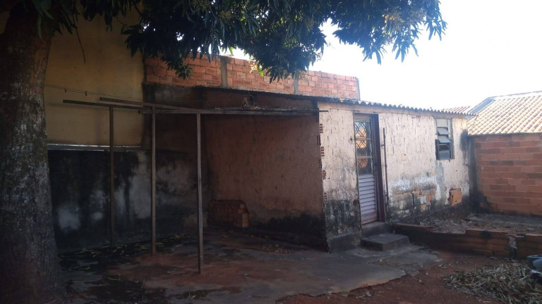 Imagem Casa com 2 Quartos à Venda, 371 m² em Setor Tocantins - Aparecida De Goiânia