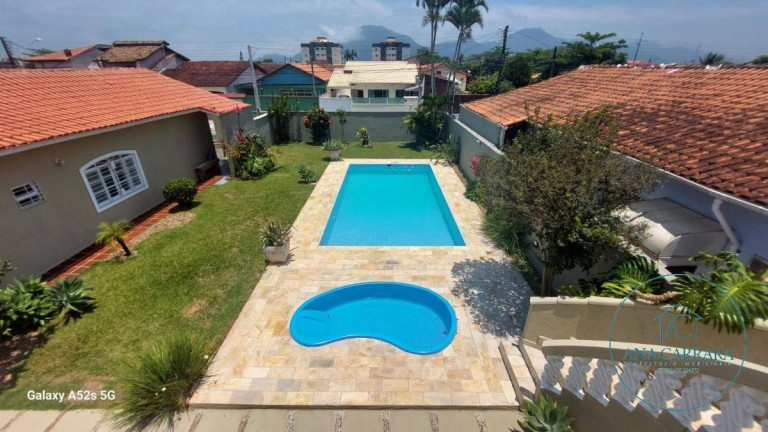 Imagem Casa com 5 Quartos à Venda, 200 m² em João Batista - Peruíbe
