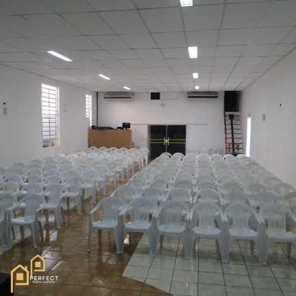 Galpão à Venda, 250 m² em Esplanada Santa Terezinha - Taubaté