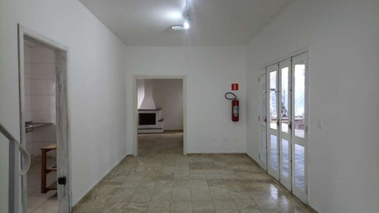 Imagem Casa à Venda ou Locação, 257 m² em Vila Santo Antonio - Cotia Imagem Casa à Venda ou Locação, 257 m² em Vila Santo Antonio - Cotia