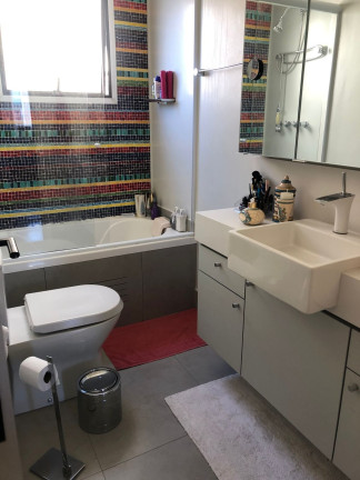 Imagem Imóvel com 3 Quartos à Venda, 209 m² em Brooklin Paulista - São Paulo Imagem Imóvel com 3 Quartos à Venda, 209 m² em Brooklin Paulista - São Paulo