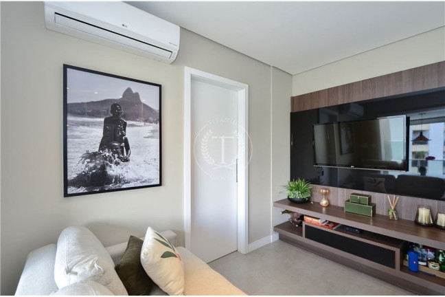 Imagem Apartamento com 2 Quartos à Venda, 74 m² em Granja Julieta - São Paulo