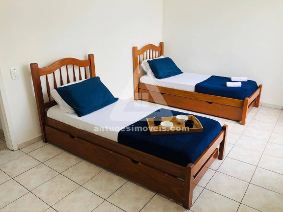 Imagem Apartamento com 2 Quartos à Venda, 70 m² em São Bento - Cabo Frio