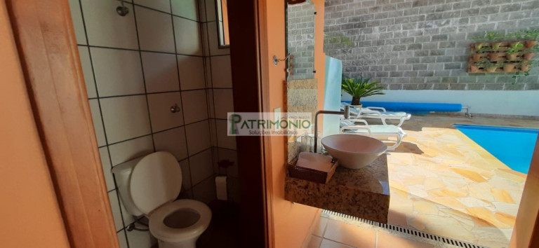 Imagem Casa com 3 Quartos à Venda, 243 m² em Estância Das Flores - Jaguariúna