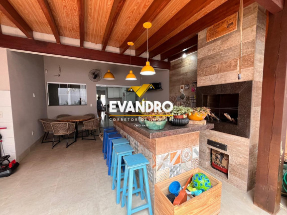 Imagem Casa com 3 Quartos à Venda, 186 m² em Santa Cruz - Cuiabá Imagem Casa com 3 Quartos à Venda, 186 m² em Santa Cruz - Cuiabá