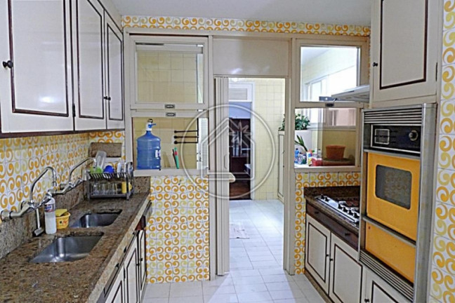 Imagem Apartamento com 3 Quartos à Venda, 184 m² em Copacabana - Rio De Janeiro
