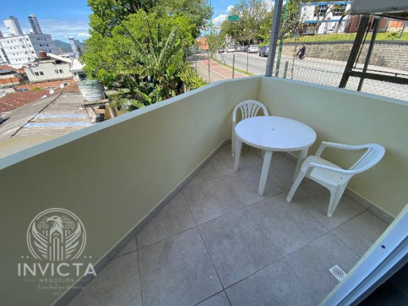 Imagem Imóvel com 34 Quartos à Venda, 2.000 m² em Nações - Balneário Camboriú Imagem Imóvel com 34 Quartos à Venda, 2.000 m² em Nações - Balneário Camboriú