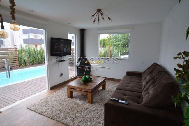 Imagem Casa com 2 Quartos à Venda, 91 m² em Centro - Xangri-lá