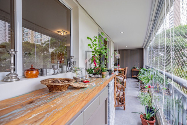 Imagem Apartamento com 3 Quartos à Venda, 172 m² em Vila Romana - São Paulo Imagem Apartamento com 3 Quartos à Venda, 172 m² em Vila Romana - São Paulo