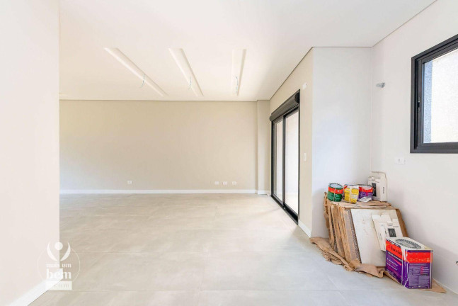 Imagem Sobrado com 3 Quartos à Venda, 135 m² em água Verde - Curitiba Imagem Sobrado com 3 Quartos à Venda, 135 m² em água Verde - Curitiba
