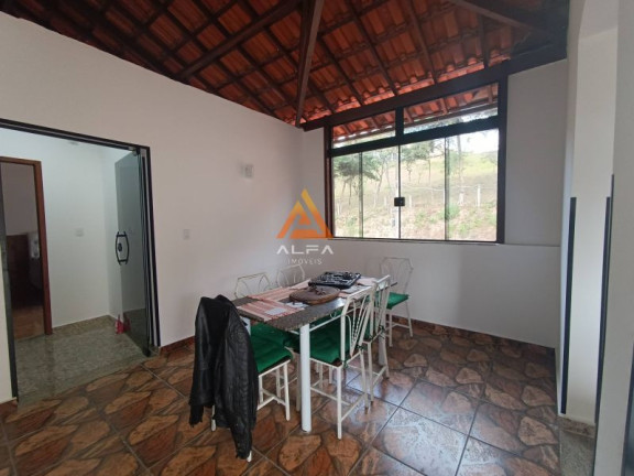 Imagem Casa com 3 Quartos à Venda, 140 m²