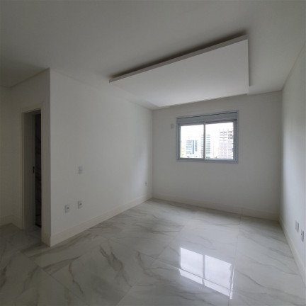 Imagem Apartamento com 4 Quartos à Venda, 280 m² em Meia Praia - Itapema Imagem Apartamento com 4 Quartos à Venda, 280 m² em Meia Praia - Itapema