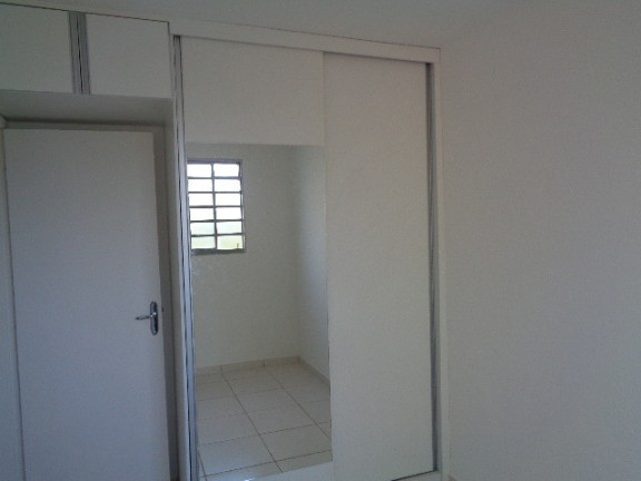 Imagem Imóvel com 2 Quartos à Venda, 1 m² em Jardim Panorama - Montes Claros