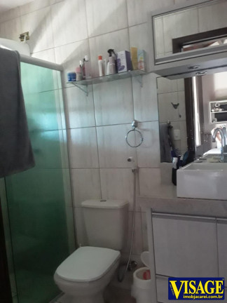 Imagem Casa com 4 Quartos à Venda,  em Jd. Colonia - Jacareí