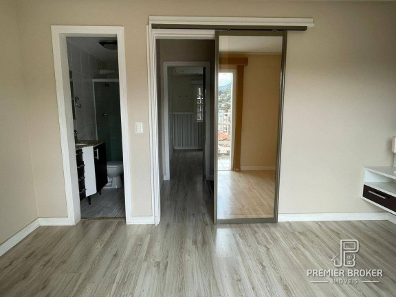 Imagem Casa com 3 Quartos à Venda, 116 m² em Várzea - Teresópolis Imagem Casa com 3 Quartos à Venda, 116 m² em Várzea - Teresópolis