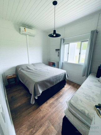 Imagem Casa de Condomínio com 2 Quartos à Venda, 700 m² em Jardim Panorama - Igaratá