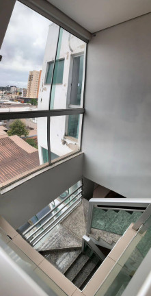 Imagem Cobertura com 4 Quartos à Venda, 180 m²