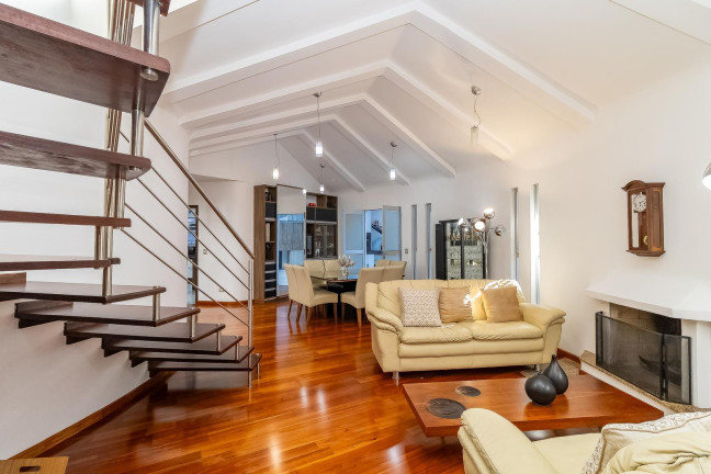 Imagem Casa de Condomínio com 3 Quartos à Venda, 303 m² em Santa Felicidade - Curitiba Imagem Casa de Condomínio com 3 Quartos à Venda, 303 m² em Santa Felicidade - Curitiba