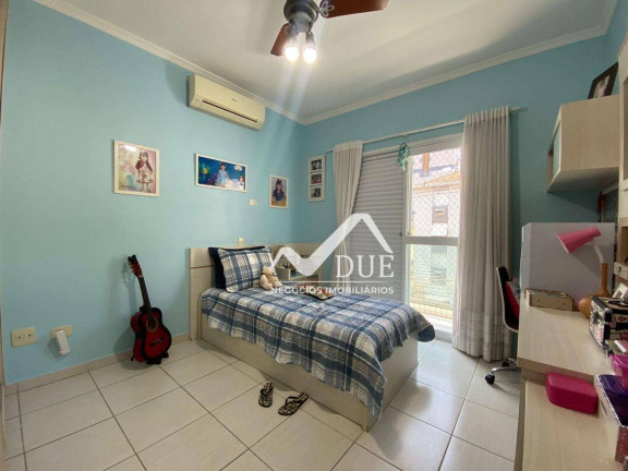 Imagem Sobrado com 4 Quartos à Venda, 228 m² em Embaré - Santos