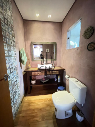 Imagem Imóvel com 3 Quartos à Venda, 13.000 m² em Nova Esperança - Balneário Camboriú Imagem Imóvel com 3 Quartos à Venda, 13.000 m² em Nova Esperança - Balneário Camboriú