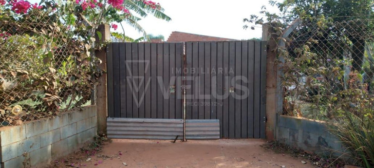 Imóvel com 2 Quartos à Venda, 629 m² em Gramadinho - Itapetininga