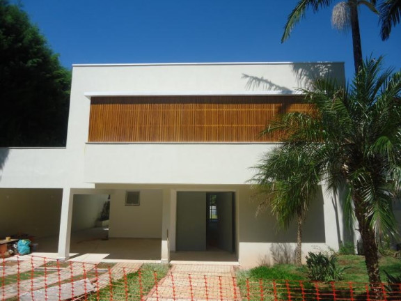 Casa com 4 Quartos à Venda,  em Alphaville 01 - Alphaville