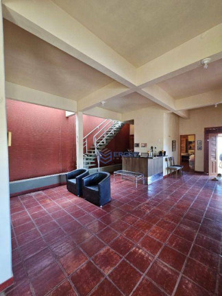 Imagem Casa com 4 Quartos à Venda, 720 m² em Zona Rural - Cascavel Imagem Casa com 4 Quartos à Venda, 720 m² em Zona Rural - Cascavel