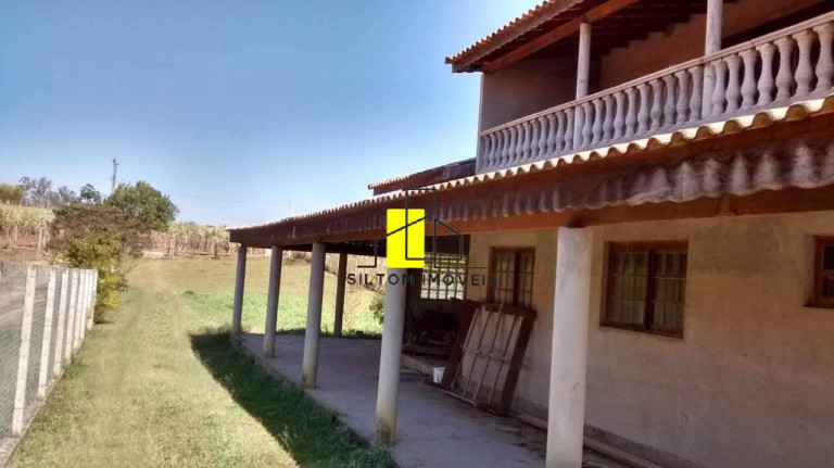 Imagem Chácara com 6 Quartos à Venda, 300 m² em Vila Caetano - Taubaté