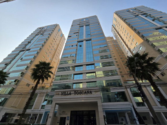 Apartamento com 3 Quartos à Venda, 137 m² em Meia Praia - Itapema