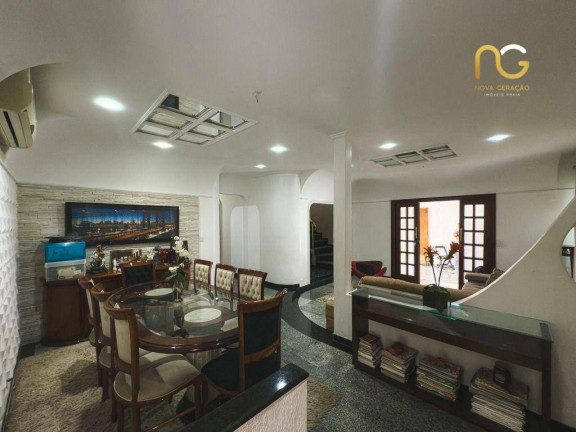 Imagem Sobrado com 4 Quartos à Venda, 288 m² em Canto Do Forte - Praia Grande Imagem Sobrado com 4 Quartos à Venda, 288 m² em Canto Do Forte - Praia Grande