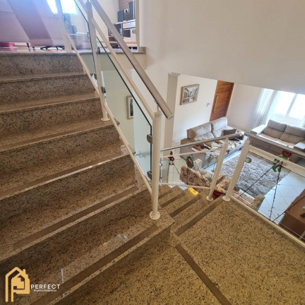 Imagem Casa com 1 Quarto à Venda, 240 m² em Jardim Maria Augusta - Taubaté Imagem Casa com 1 Quarto à Venda, 240 m² em Jardim Maria Augusta - Taubaté