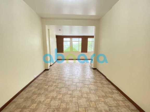 Apartamento com 2 Quartos à Venda, 75 m² em Copacabana - Rio De Janeiro
