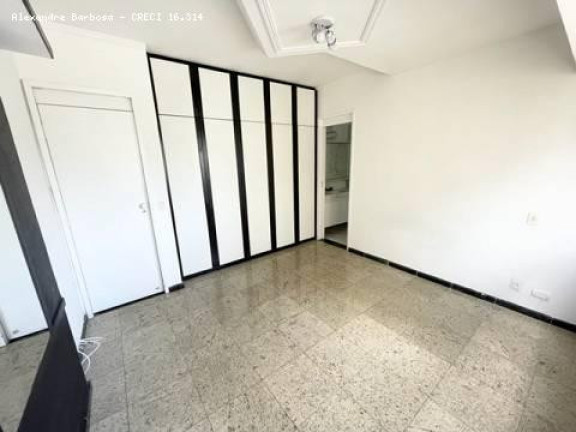 Imagem Apartamento com 4 Quartos à Venda, 250 m² em Boa Viagem - Recife