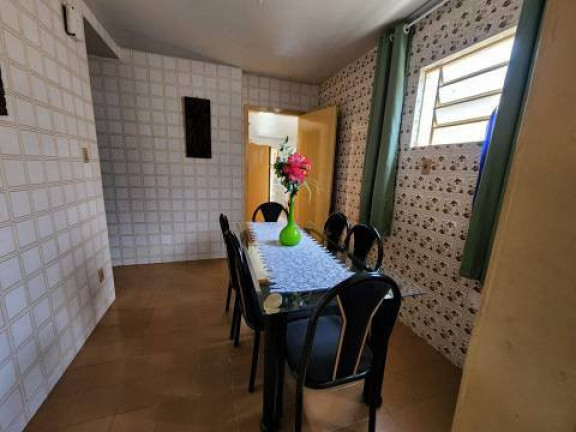 Imagem Casa com 5 Quartos à Venda, 360 m² em São João - Teresina