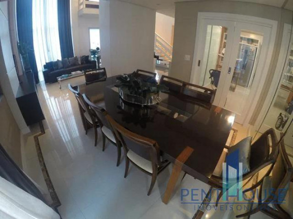 Imagem Apartamento com 3 Quartos à Venda, 220 m² em Centro - Balneário Camboriú