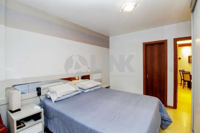 Imagem Apartamento com 2 Quartos à Venda, 74 m² em Santana - Porto Alegre Imagem Apartamento com 2 Quartos à Venda, 74 m² em Santana - Porto Alegre