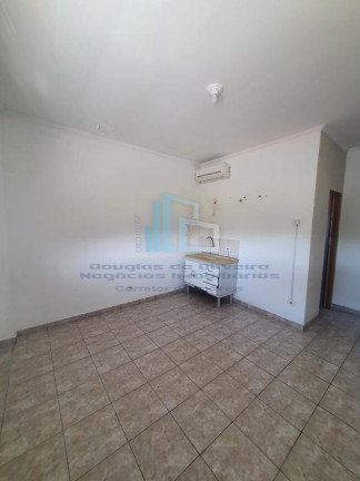 Imagem Kitnet à Venda, 30 m² em Caiçara - Praia Grande Imagem Kitnet à Venda, 30 m² em Caiçara - Praia Grande