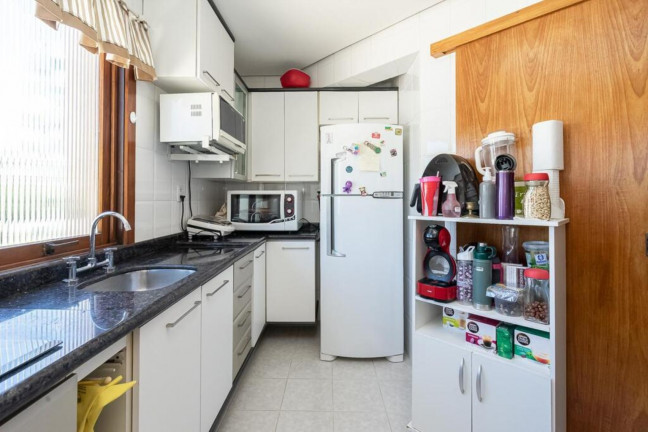 Imagem Imóvel com 2 Quartos à Venda, 79 m² em Praia De Belas - Porto Alegre Imagem Imóvel com 2 Quartos à Venda, 79 m² em Praia De Belas - Porto Alegre