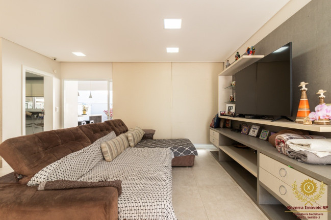 Imagem Casa com 3 Quartos à Venda, 256 m² em Jardim Franca - São Paulo Imagem Casa com 3 Quartos à Venda, 256 m² em Jardim Franca - São Paulo